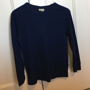 Boys size 8 medium Old Navy black sweatshirt